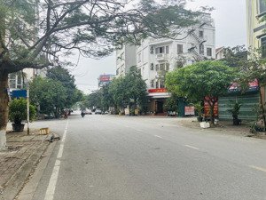 bán lô đất mặt đường 22m phạm ngũ lão gần nút giao tây nam, nhìn vườn hoa lớn nhất võ cường