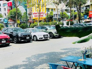 căn goc mặt tiền đường số phường 4 quận 4 nhà mới tinh kinh doanh siêu đỉnh