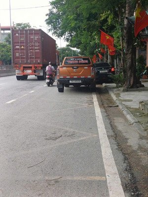 bán nhà 3 tầng mặt đường đại lộ tôn đức thắng- vị trí sầm uất- mặt tiền đẹp 6,25m- nở hậu- giá tốt