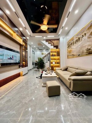 nhà mới đẹp cuối phố xã đàn, đống đa(40m2*4t), thiết kế hiện đại, full nội thất nhỉnh 11.5 tỷ