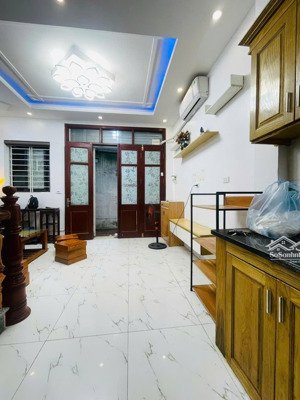 bán nhà 4 tầng- quang trung hà đông full nội thất ô tô sát nhà 30m ra ô tô tránh vị trí đẹp