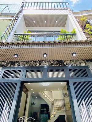 xoay vốn bán nhà đường ung văn khiêm bình thạnh 70m2 giá 3ty250