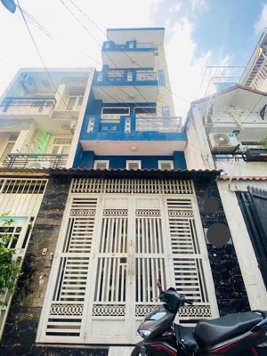 cần tiền bán gấp nhà 4 lầu hậu giang, quận 6, 48m2, đang cho thuê 18tr/tháng, shr giá 5 tỷ 620 tl