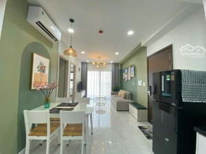 bán căn 1pn - 50m2 - giá 1,76 tỷ tầng trung, có hợp đồng cho thuê, sẵn sổ