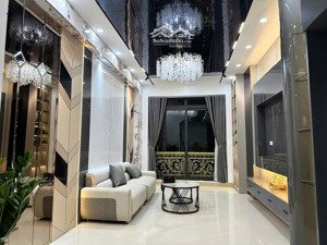 nhà đẹp vương thừa vũ, 40m2x5t, gần phố, gần royal city, giá 7,5 tỷ (cam kết nhà thật, giá chuẩn)