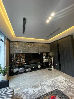 bán nhà trần khát trân, ngõ thông ô tô đỗ cửa. dt 65m2 - mt 6m. giá 16 tỷ.