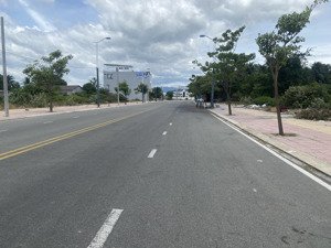 bán nhanh đất đường n9 ( lý chính thắng) - khánh hoà ( ninh thuận cũ).