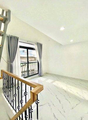 quận tân phú - nhà 3 tầng - mới - dtsd 32,8m2. g.iá bá.n 1,35 tỷ