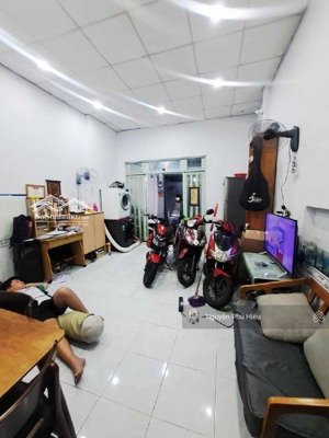 bán nhanh nhà đoàn giỏi-tân phú4x12sát khu celedongiá 4.35 tỷ(tl)