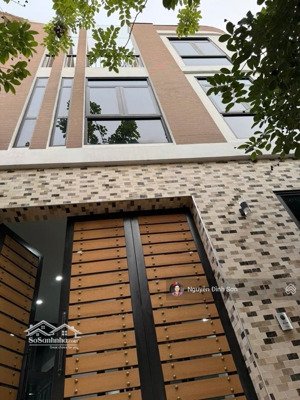 bán nhà hồng tiến 95m 17 tỷ 4 tầng thang máy mới oto tránh 8m mặt tiền rộng kinh doanh