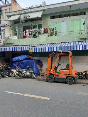 bán mặt tiền lê thiệt, trệt 3 lầu st, diện tích 12m x 19,8m, giá 28 tỷ