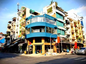mặt bằng kinh doanh lô góc mặt phố nguyễn tuân dtsd 200m2. giá thuê 48tr. phù hợp mọi mô hình kd
