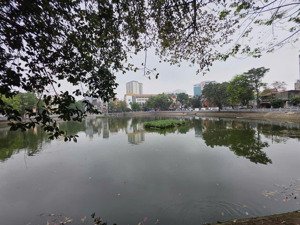 mặt phố - view hồ hương viên - vỉa hè đá bóng kinh doanh đỉnh, 5 tầng, thang máy. dt: 75m, nở hậu