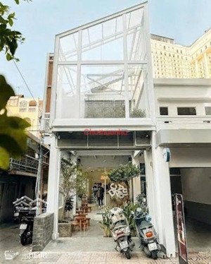 cho thuê nhà góc 2 mặt tiền huỳnh tịnh của, p. võ thị sáu, quận 3