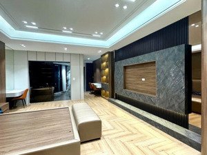 đất vàng hoa động phố thương mại đắc địa diện tích: 87m² mặt tiền: 4,3m giá: 332,184tr/m²