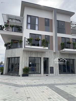 bán shophouse 1 trệt 1 lửng 2 lầu tại k home new city , 8 tỷ vnd, 90m2, hàng hiếm tại bình dương