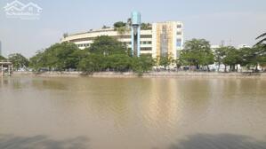 Cho thuê nhà MT: 10m DT: 170m2 nhà nhiều tầng Hồng Bàng, vỉa hè rộng.