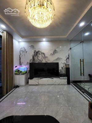 75m hải âu , hoàn thiện đẹp. nội thất nhập khẩu , vị trí đẹp.