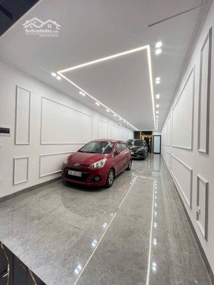 mặt phố hoa động đất đẹp 293tr/m² 2 ô tô thoải mái, kinh doanh nhộn nhịp. pháp lý rõ ràng.