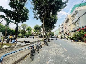 nhà 3 tầng mặt tiền himlam linh chiểu sát hoàng diệu 2 - dọn vào ở ngay