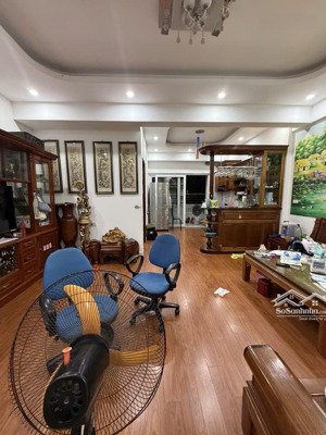 chính chủ cần bán căn hộ chung cư tại nam đô complex 141 trương định. lh: 