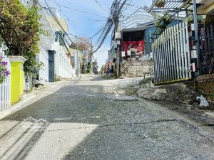 nhà liên kế đường ngô quyền, p6, đà lạt. dt 96m2 full thổ cư, đường ô tô 6m. giá 6.2 tỷ