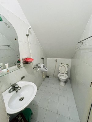 thuê nhà ngõ 322 đường mỹ đình cho thuê nhà nguyên căn (55m2/sàn) ở ngay tại mỹ đình 2,5 tầng
