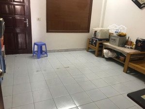 "ngôi nhà này không dành cho người thích ở xa phố"