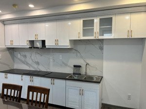 thuê ngay căn hộ đẹp tại phúc thịnh, 2pn, 60m2 vị trí trung tâm, giá tốt 10 triệu