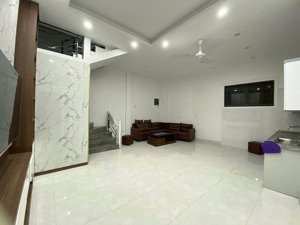 cho thuê nhà ngõ 85 bát khối mới cứng