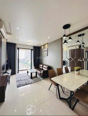 ngộp bank bán cc the harmona (tân bình) giá