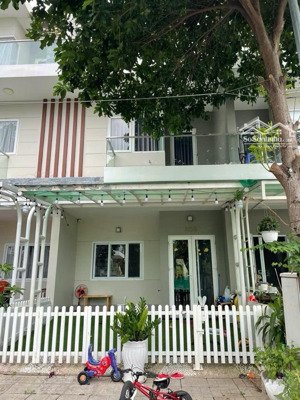 bán nhà biệt thự 4pn, 5wc, 75m2 tại rio vista, q9, hcm giá cực chất 10,5 tỷ