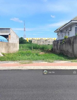 đất nền ngay mtd lớn thuộc p2, tp gò công. 153m2/580tr. kế svđ gò công. sổ mới cập nhật, full thổ.