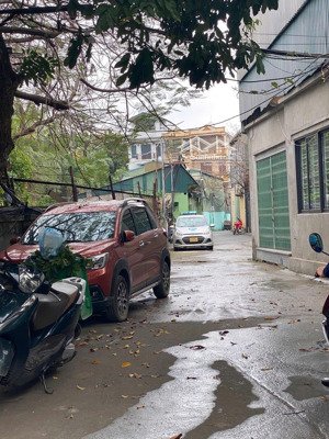 chính chủ cần bán nhà ngõ 189 hoàng hoa thám, 77m, nở hậu, mt 5m, oto đỗ cửa, giá chỉ 4,5 tỷ.