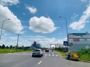 chính chủ cần bán lô đất trung tâm thủ thừa 100m2 sổ hồng riêng