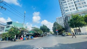 bán nhà mặt tiền thu nhập sẵn ngay kha vạn cân gần chợ thủ đức