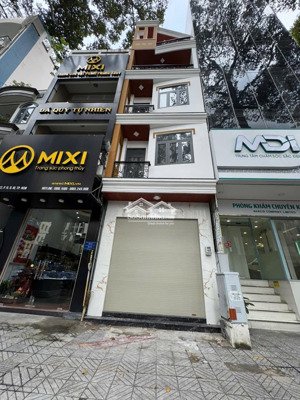 siêu phẩm mặt tiền đường 3/2 q10 dt 4m x 12m 6 tầng đối diện hà đô giá 29,5 tỷ