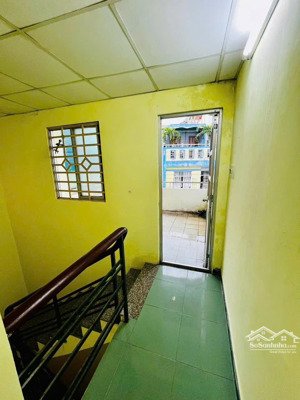 bán chdv hxh âu cơ, p10, q.tân bình. tphcm . lh/ điệp 