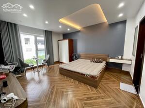 Cho thuê căn hộ cao cấp 1 ngủ tách bếp (35m2) Waterfront City.