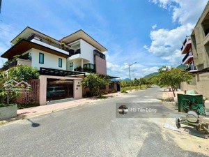 chính chủ bán 3 lô góc kđt ven sông tắc giá tốt thích hợp mua ở và đầu tư. ih em dũng : 