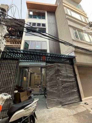 siêu phẩm kim ngưu ngõ thông ô tô tránh đẳng cấp sống và kinh doanh