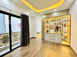 siêu hiếm nhà xã đàn - hồ đắc di - 62m - 6 tầng thang máy - vài bước ra phố - giá chỉ hơn 10 tỷ