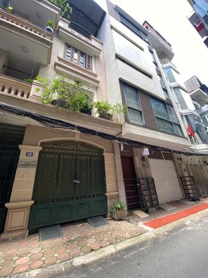 nhà 5 tầng lô góc 10m ra phố 2 mặt ngõ ô tô tránh ở hoặc làm văn phòng 75m2 mặt tiền 6,7m 34 tỷ