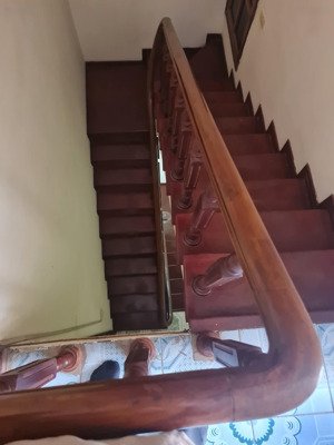 bán gấp nhà ngô thì nhậm , phân lô , ô tô vào nhà . dt 46 m x 4 tầng.