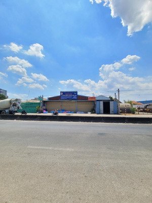 bán đất 14x48m mặt tiền quốc lộ 1k p. đông hòa đối diện chung cư bcon