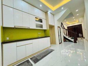 bán nhà kim giang-thanh liệt,nhà đẹp ở ngay,lô góc 2 thoáng,10m ra ôtô,ngõ thông- nhỉnh 7