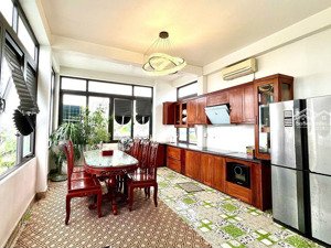 bán nhà 5 tầng diện tích 67.2m2 mặt đường nguyễn đình chính giá chỉ 7.x tỷ