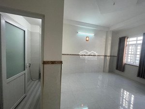 cho thuê phòng bancol sạch ngã 4 sóng thần bình chiểu thủ đức