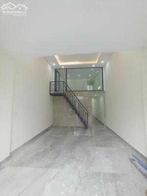 BÁN NHÀ HẺM XE HƠI 5m – 60m2 (4x15) – 2 TẦNG – HOÀNG HỮU NAM, GẦN GA METRO SUỐI TIÊN