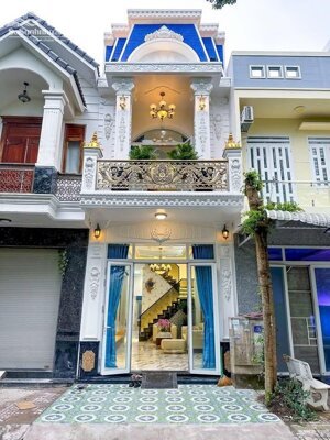 Nhà trệt lầu xây mới - Khu Dân Cư ngang bệnh viện Nhi Đồng, gần đại học FPT